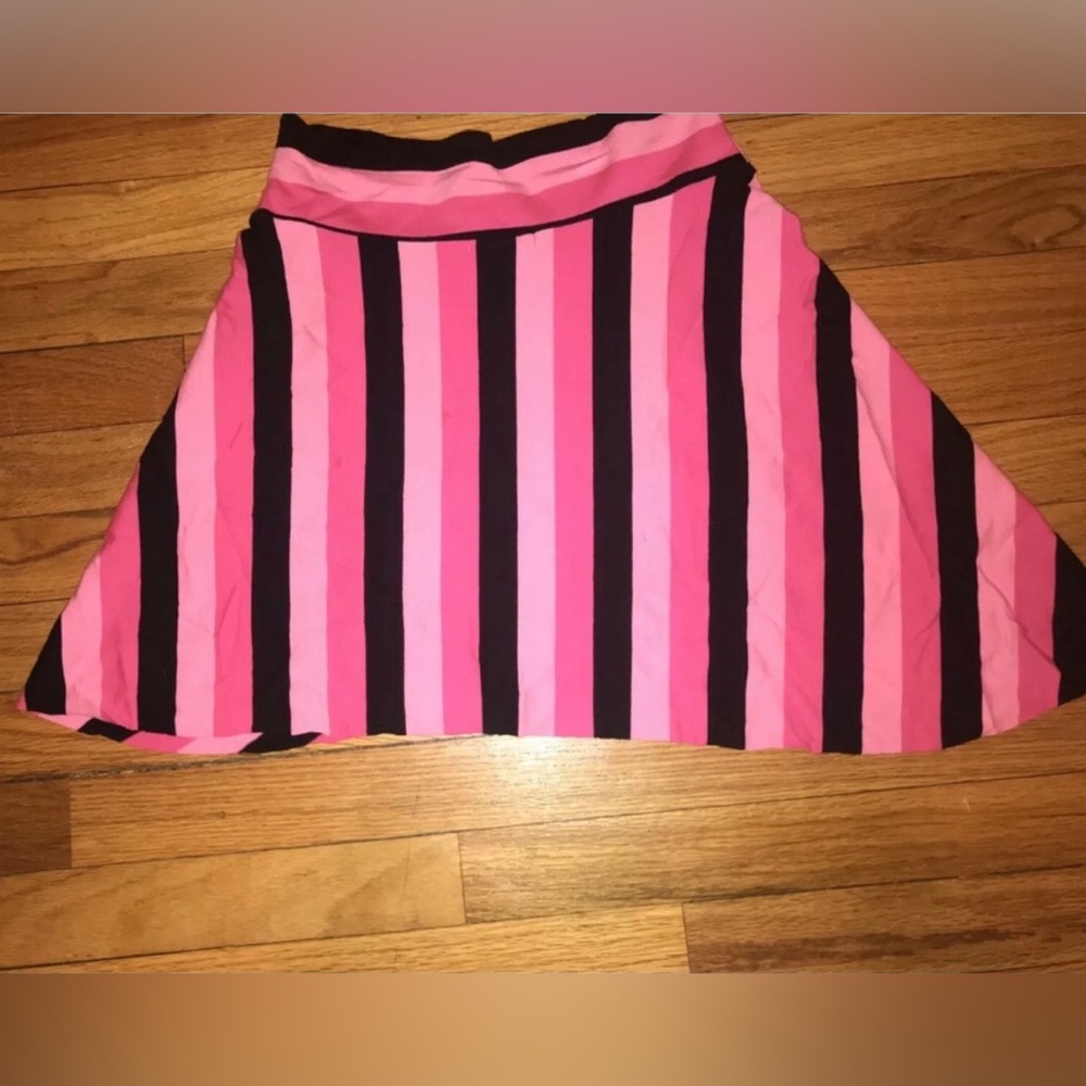 One Hart Asymmetrical Striped Pink Black Mini Skirt Flare 3D Flower Punk Size M - Picture 2 of 6